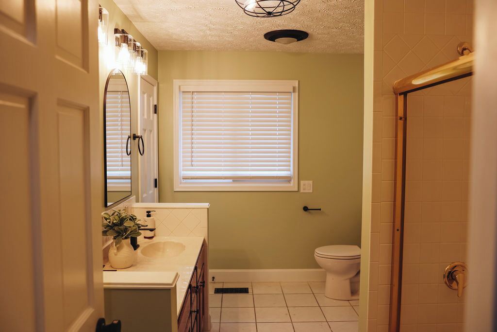 Photo of Bathroom in Williamstown
