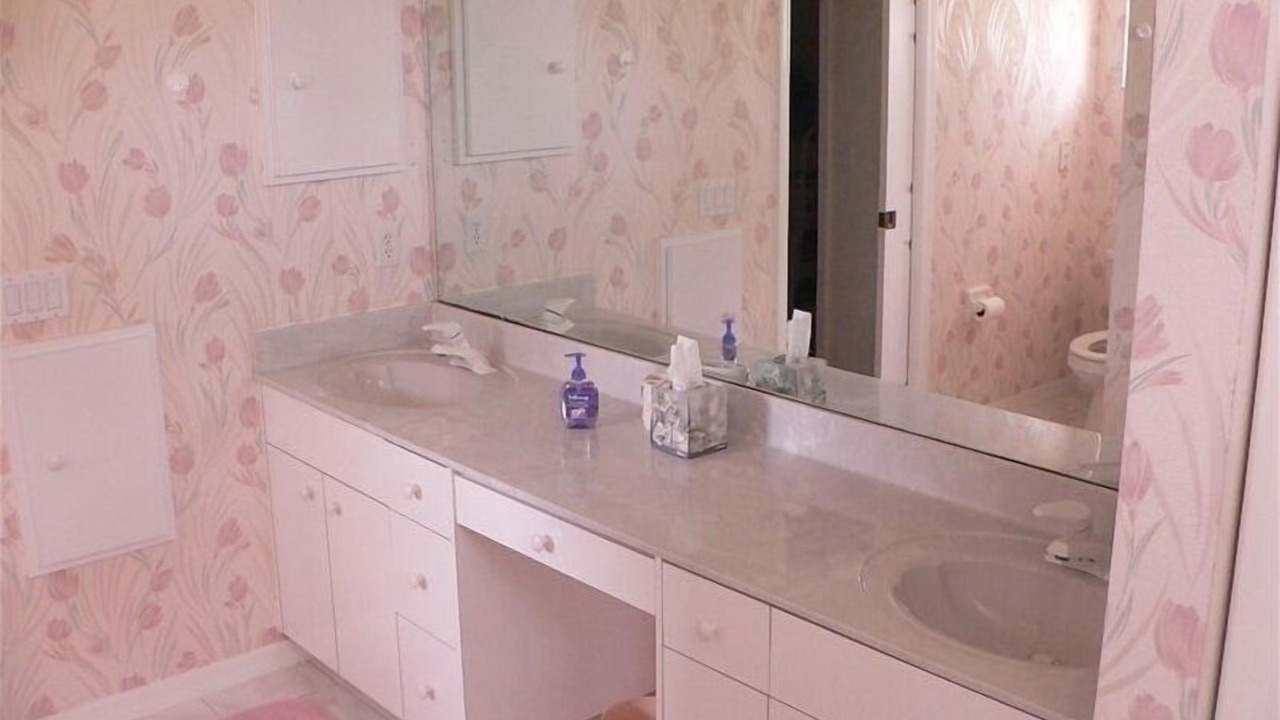 Photo of Bathroom in Broadmoor
