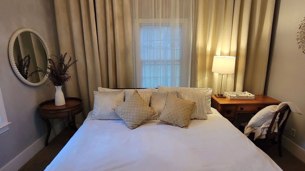 Photo of Bedroom in West End