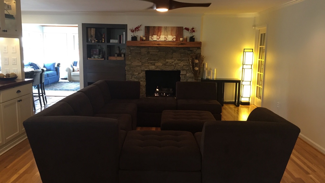 Photo of Livingroom in North Brookhaven