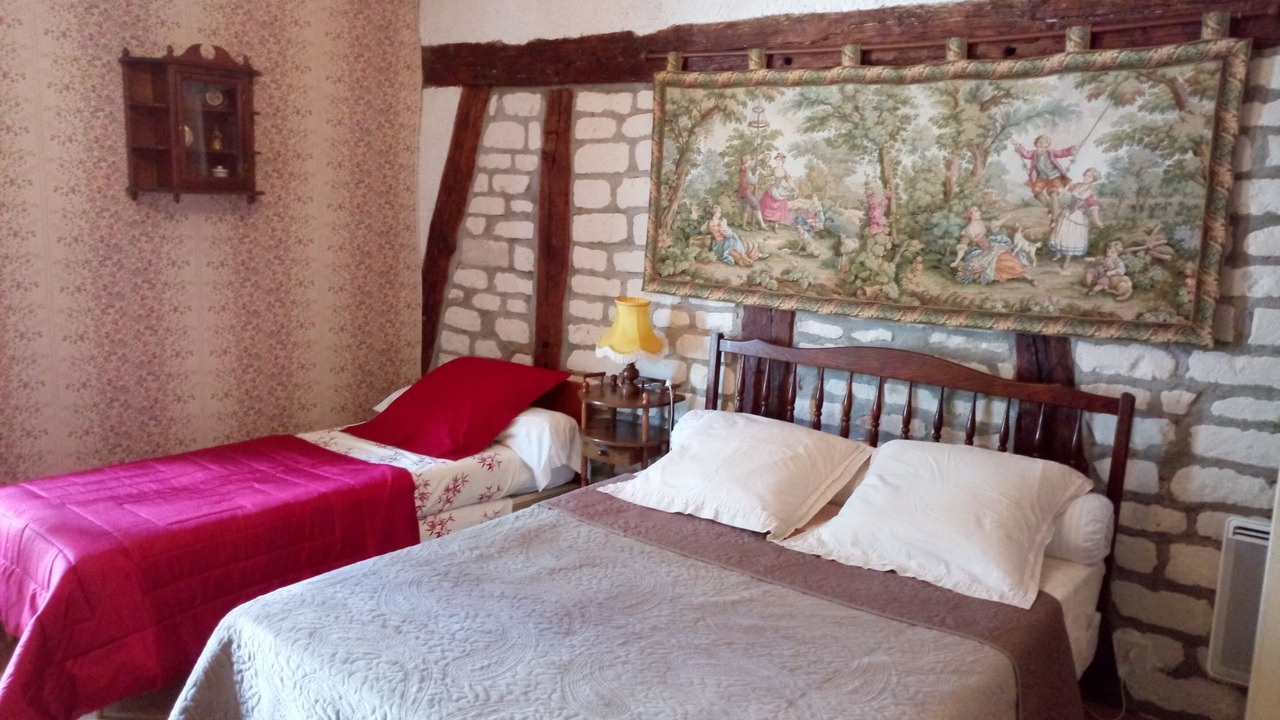 Photo of Bedroom in Descartes