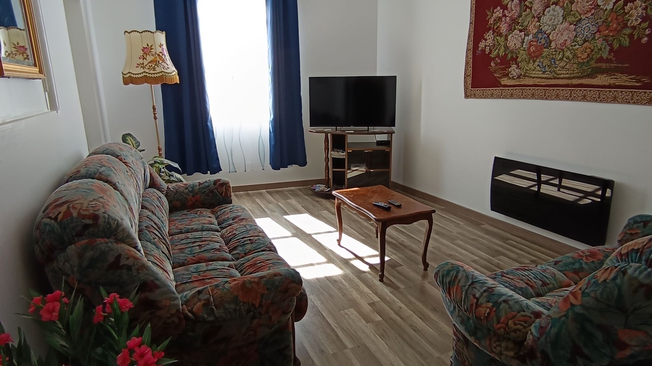 Photo of Livingroom in Descartes