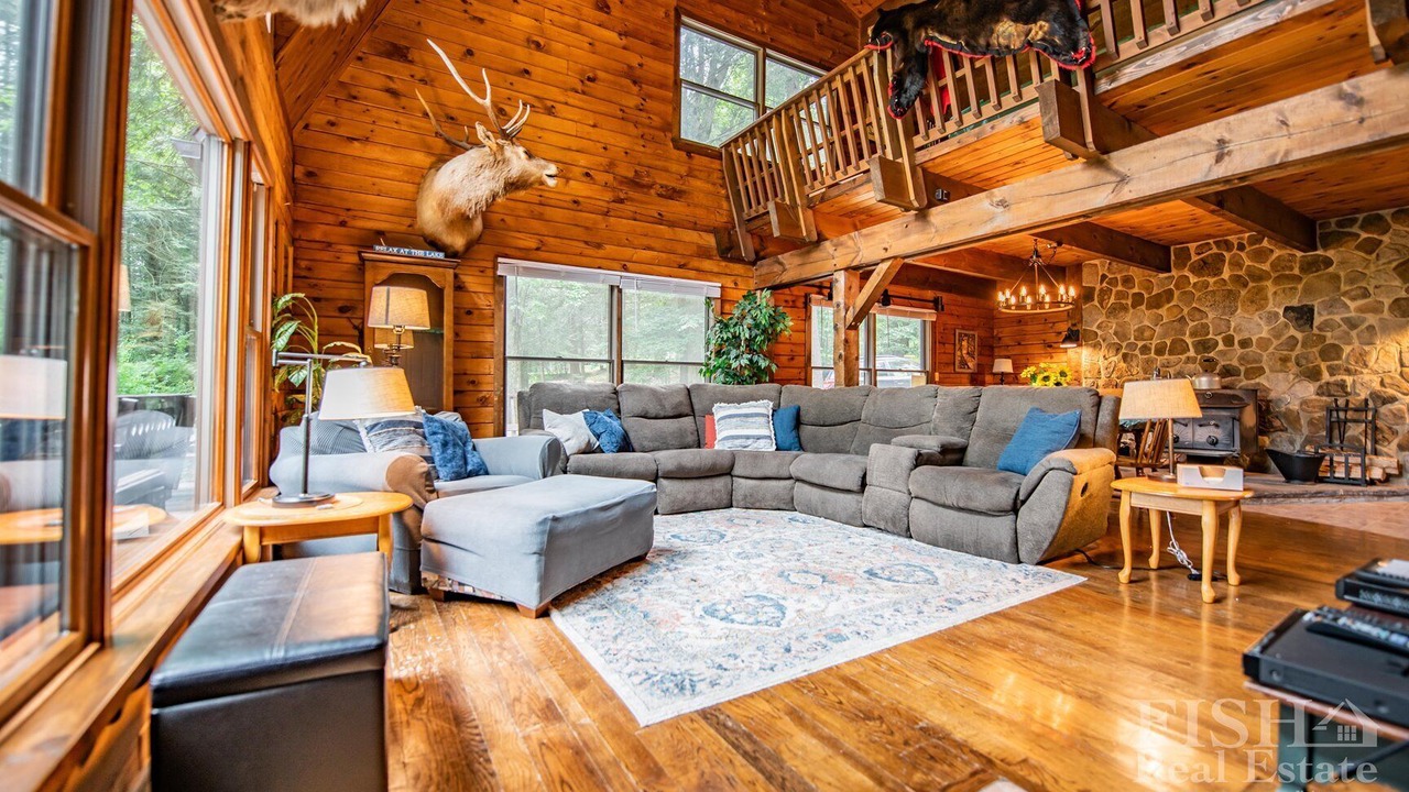 Photo of Livingroom in Eagles Mere