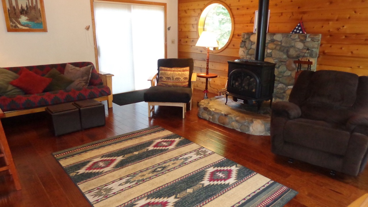 Photo of Livingroom in Comstock Acres