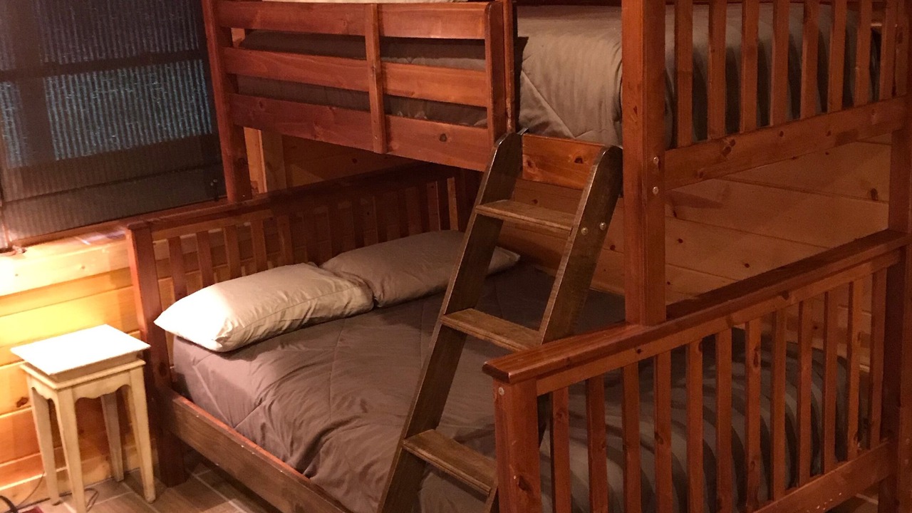 Photo of Bedroom in Laurelville