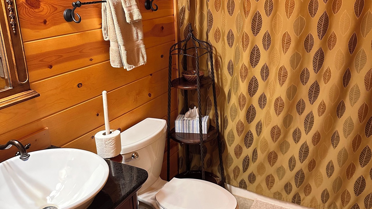 Photo of Bathroom in Laurelville