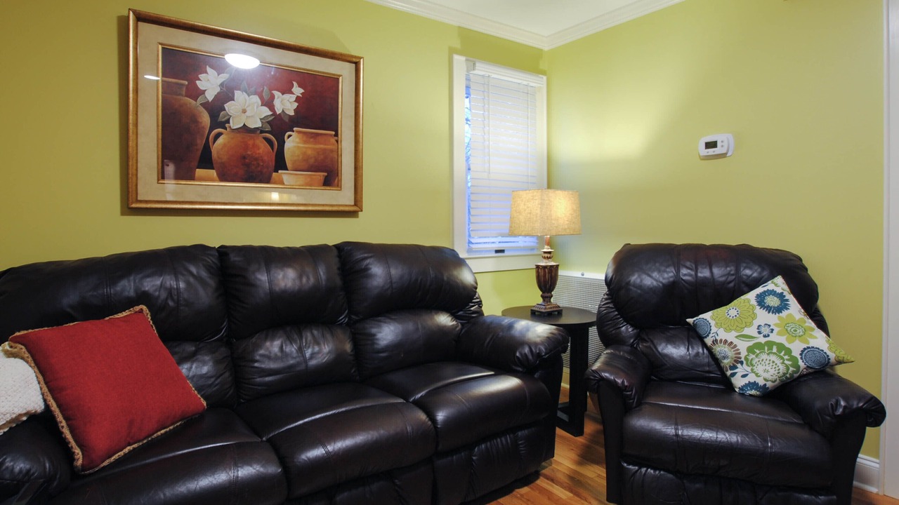 Photo of Livingroom in Cleveland
