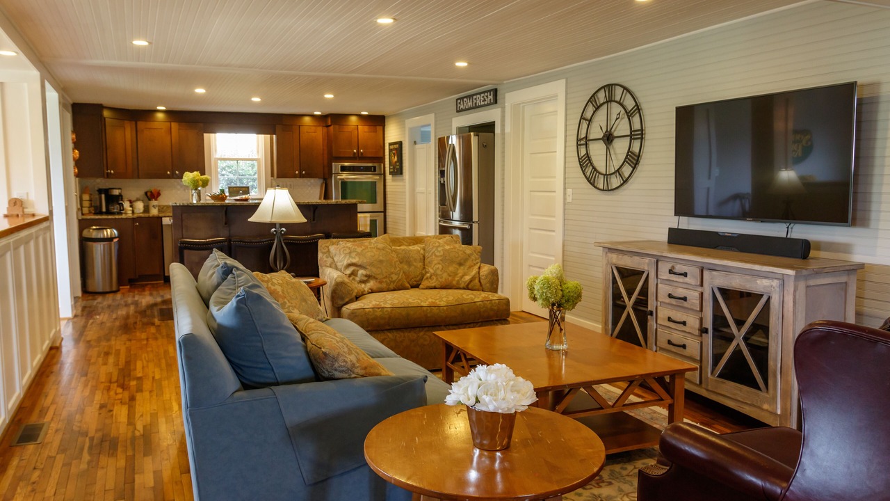 Photo of Livingroom in Stanardsville
