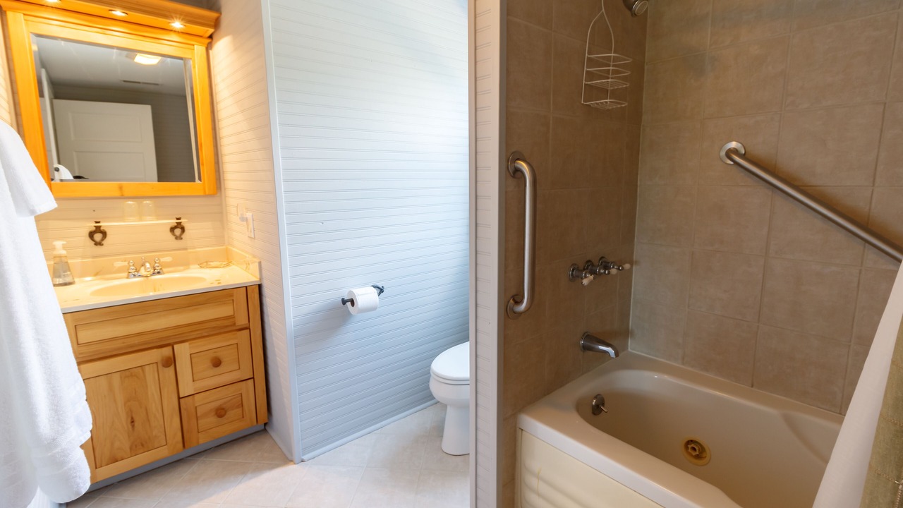 Photo of Bathroom in Stanardsville