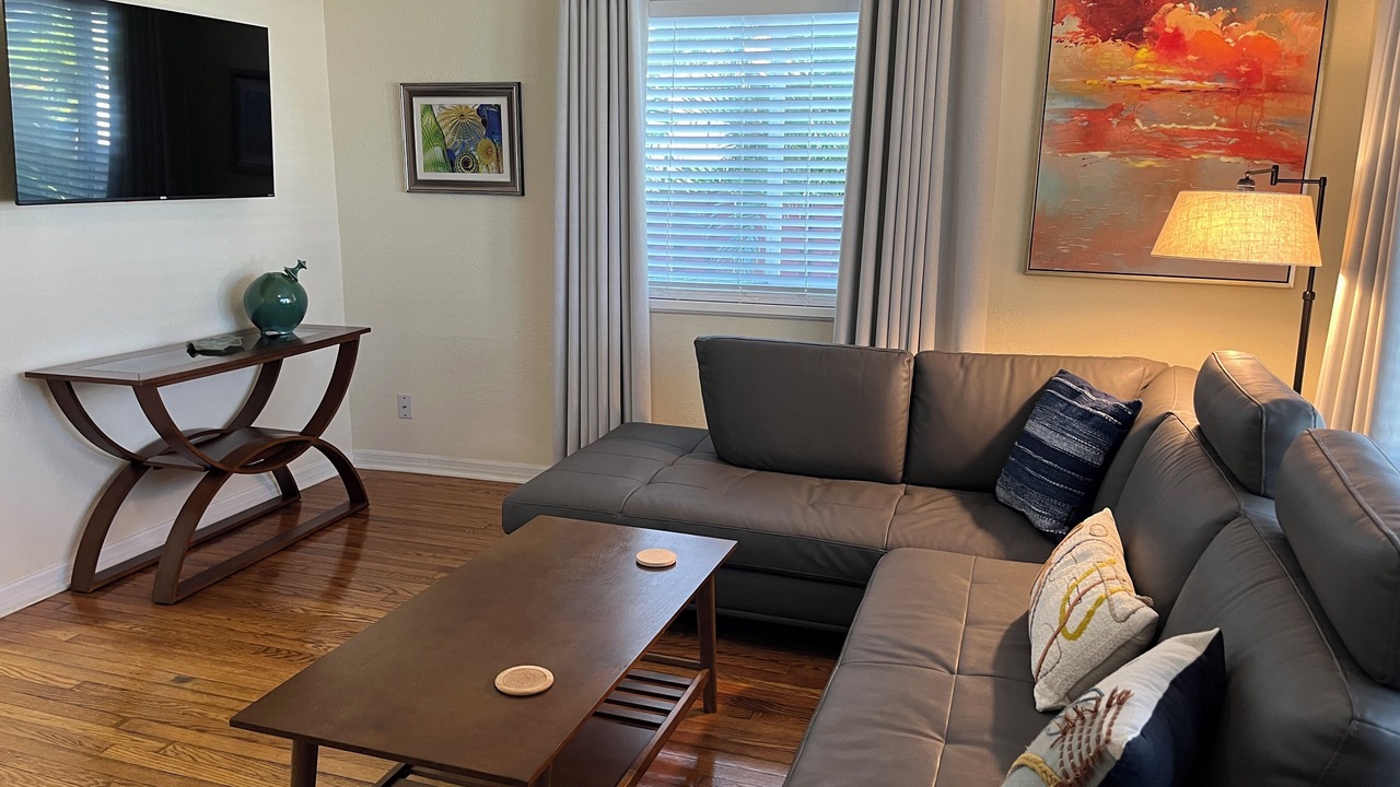 Photo of Bedroom in Altamont Manor
