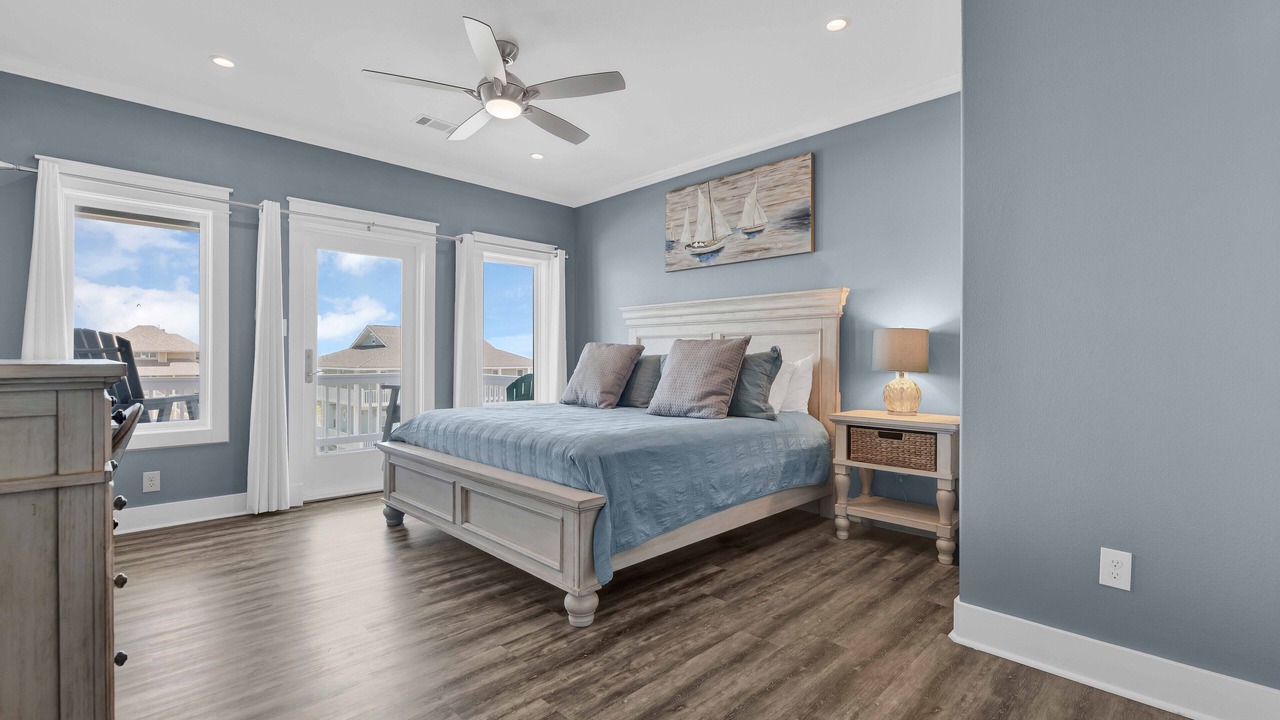 Photo of Bedroom in Port Bolivar