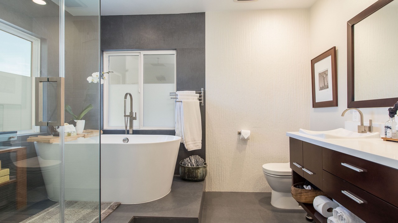 Photo of Bathroom in Sand Section