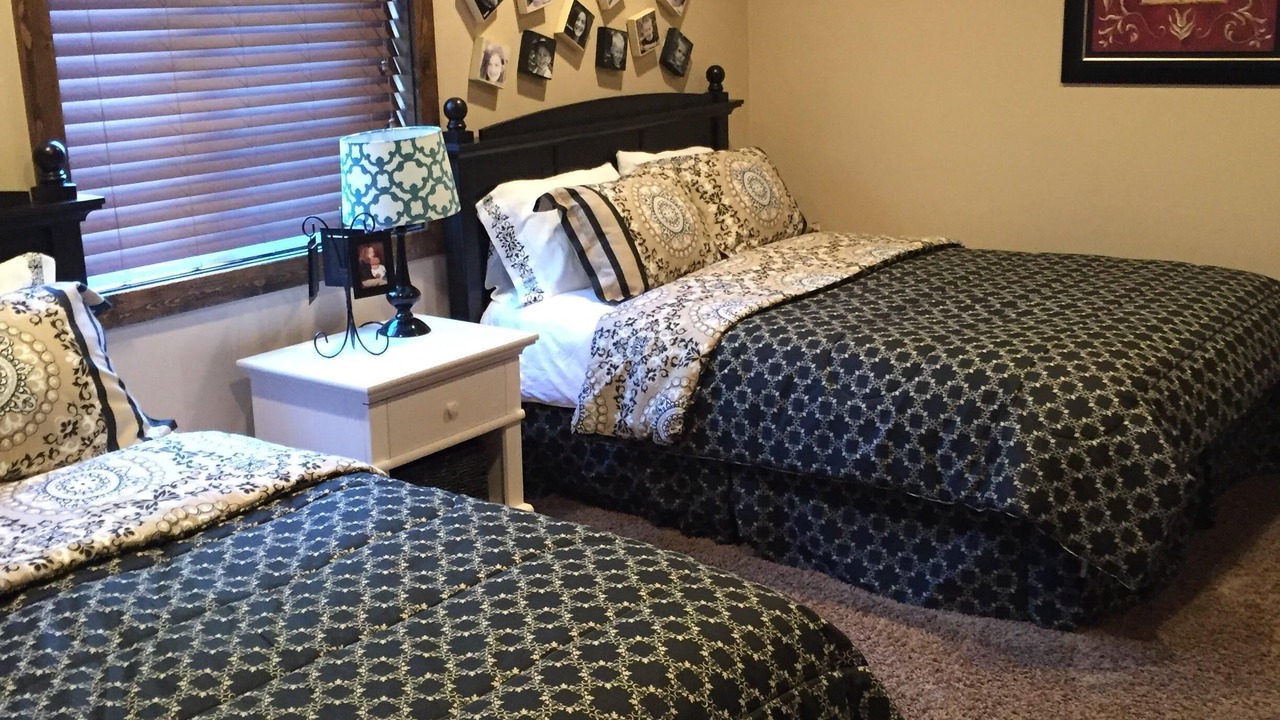 Photo of Bedroom in Mammoth Creek