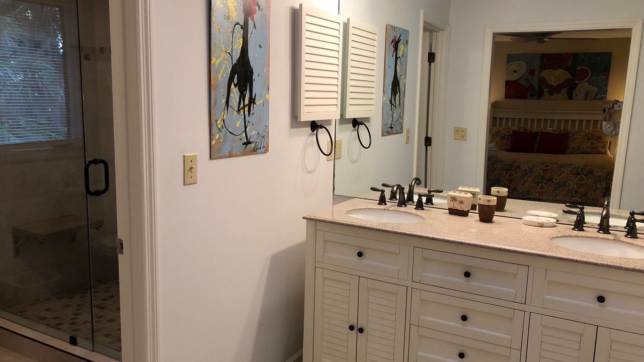 Photo of Bathroom in Blue Heron Lake