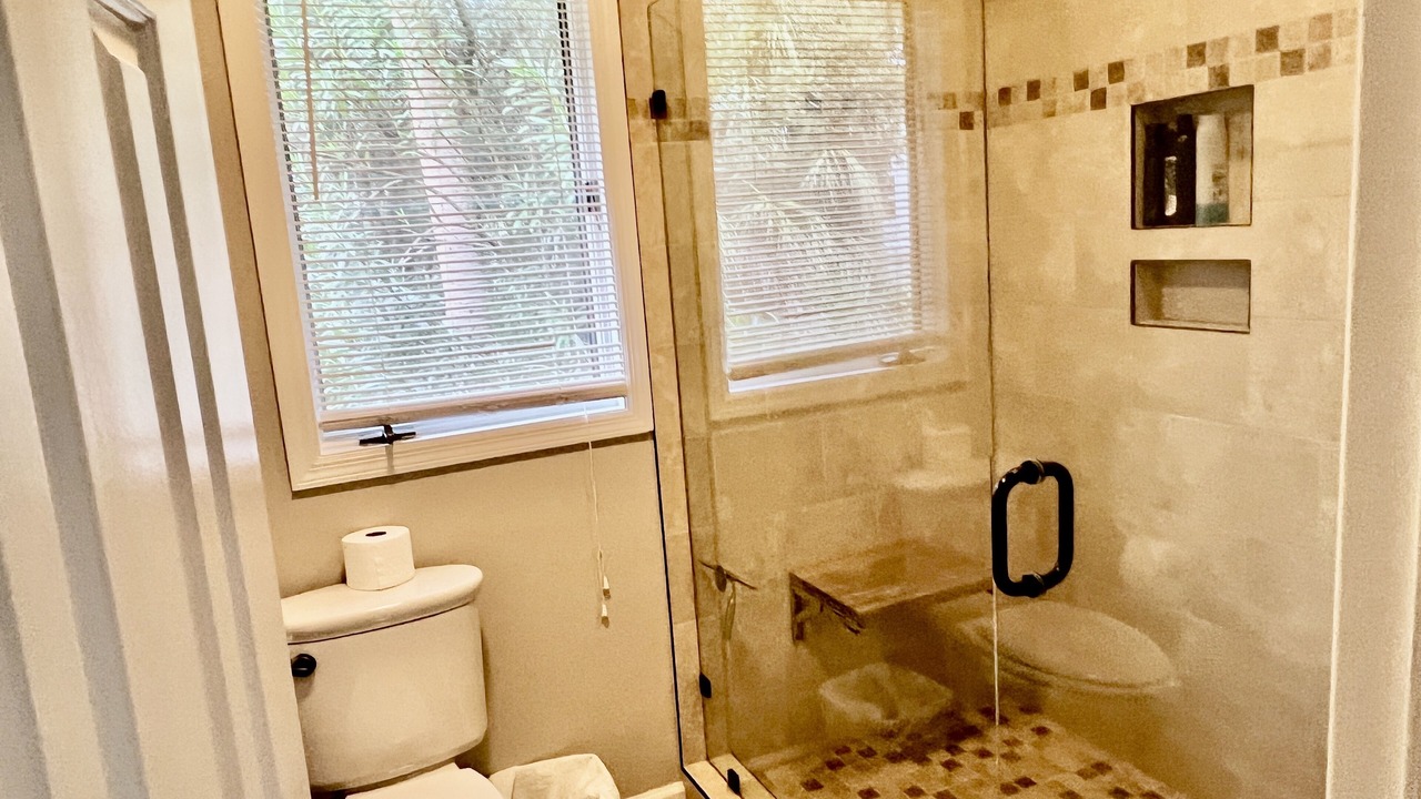 Photo of Bathroom in Blue Heron Lake