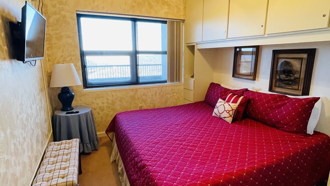 Photo of Bedroom in Seven Devils