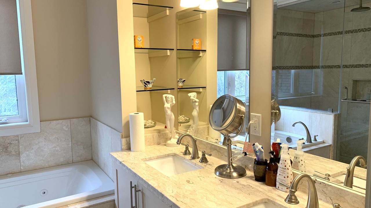 Photo of Bathroom in Upper Beaches