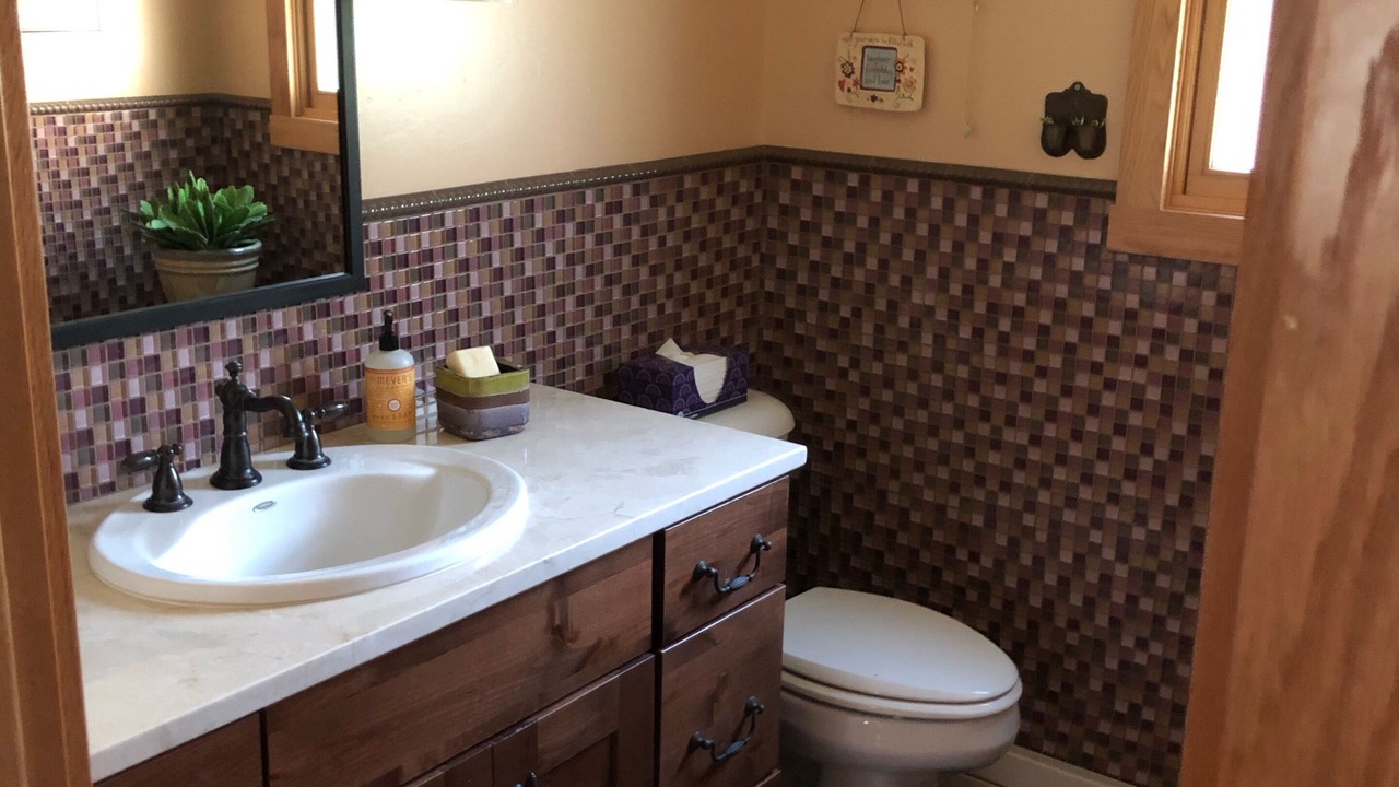 Photo of Bedroom in Lander