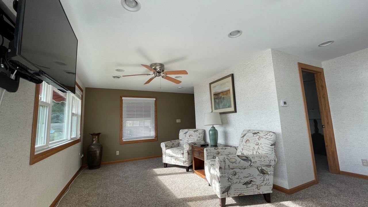 Photo of Livingroom in East Troy