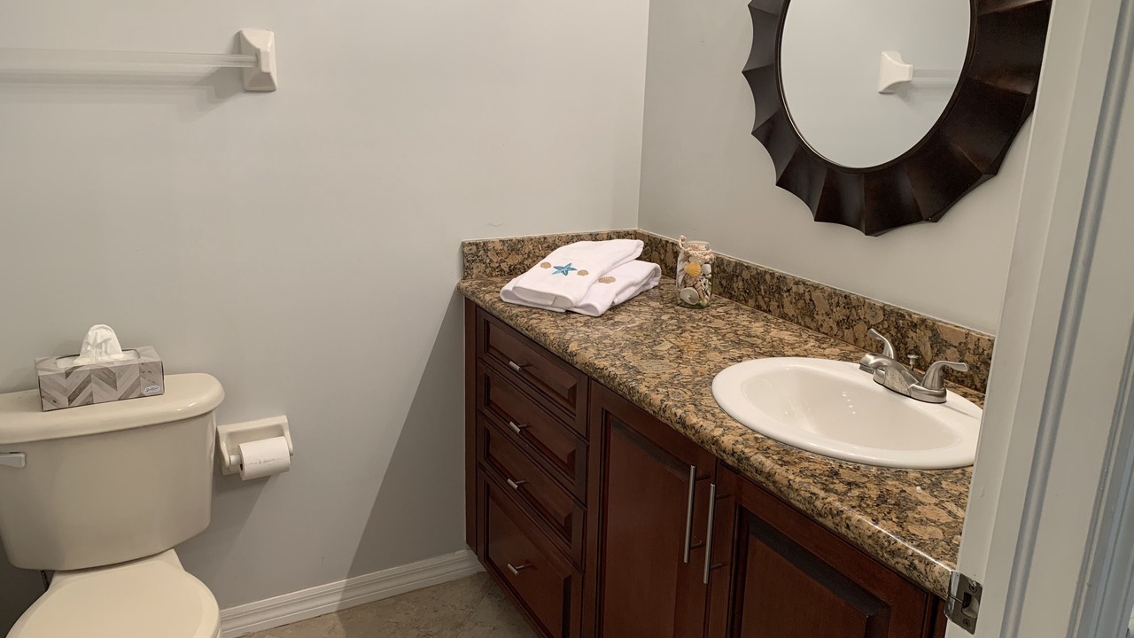 Photo of Bathroom in Diplomat