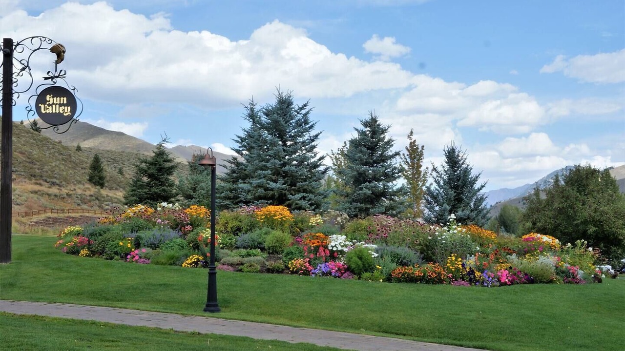 Photo of Others in Elkhorn