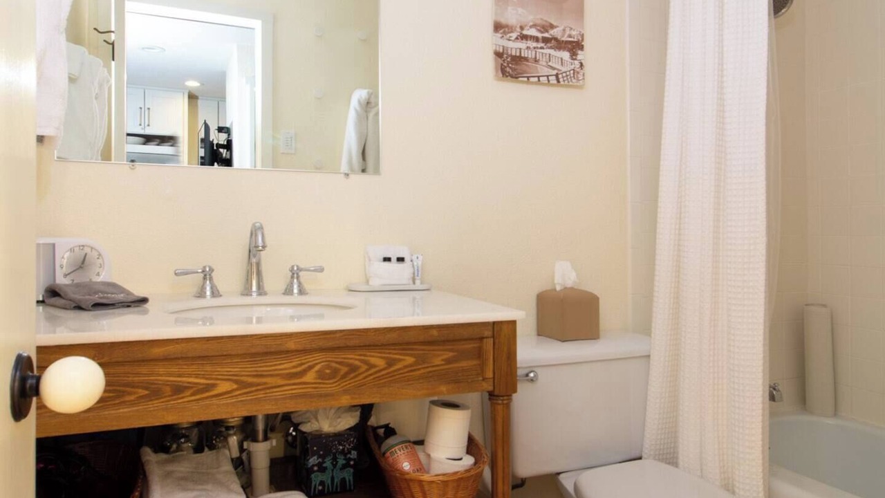 Photo of Bathroom in Elkhorn