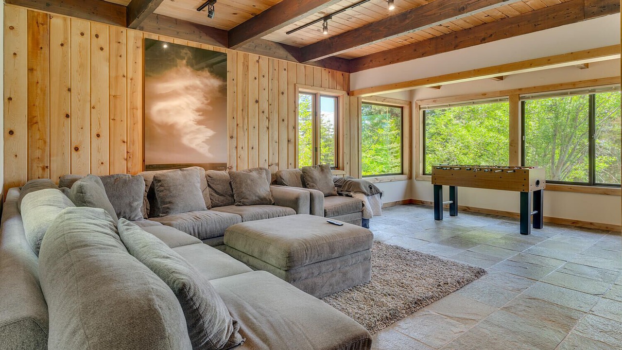 Photo of Livingroom in Tahoe Woods