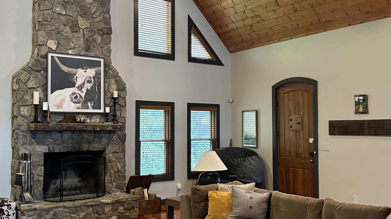 Photo of Livingroom in Boone