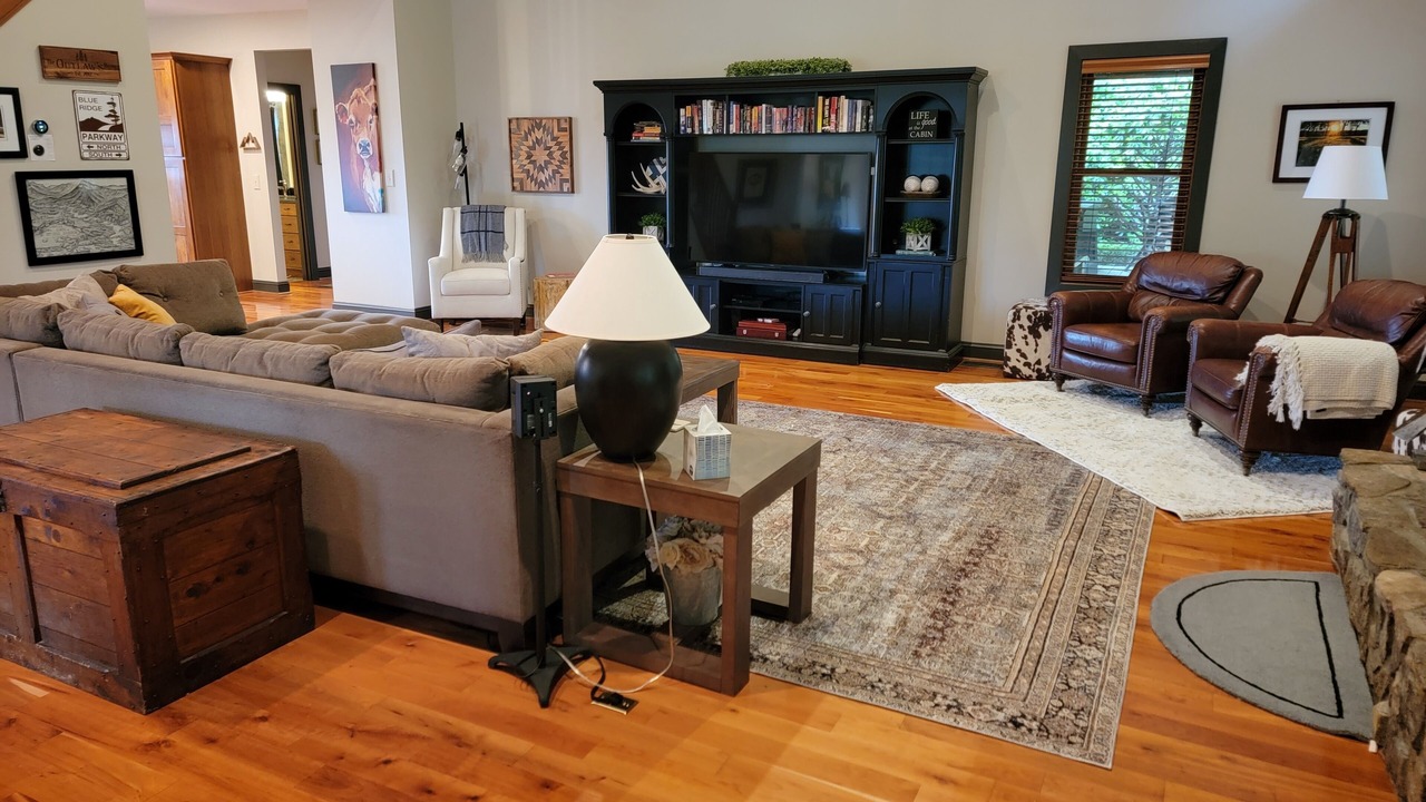 Photo of Livingroom in Boone