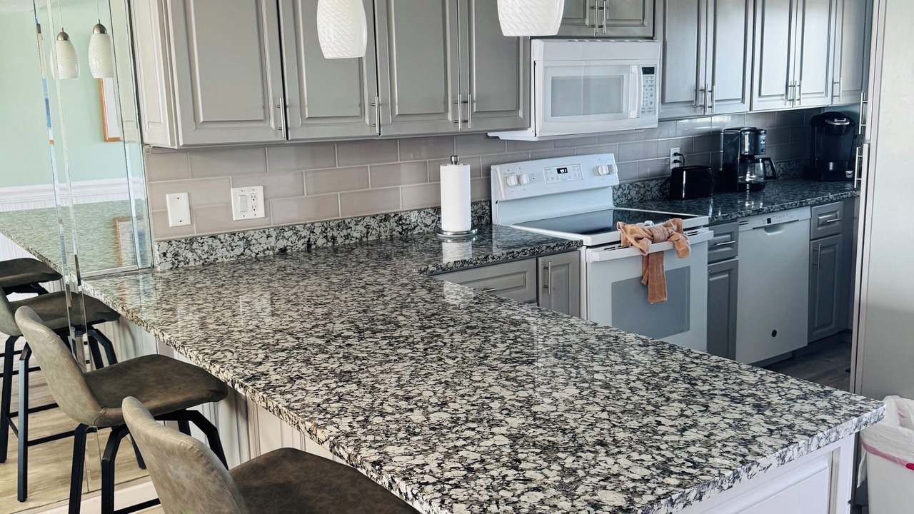 Photo of Kitchen in Biltmore Beach