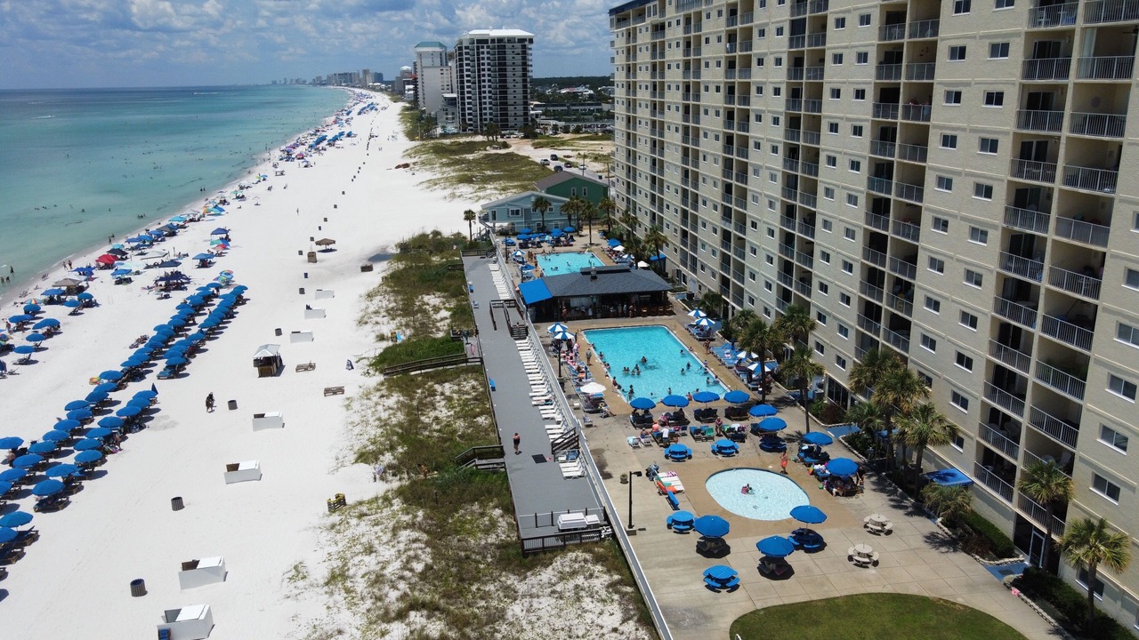 Photo of Outdoor in Biltmore Beach