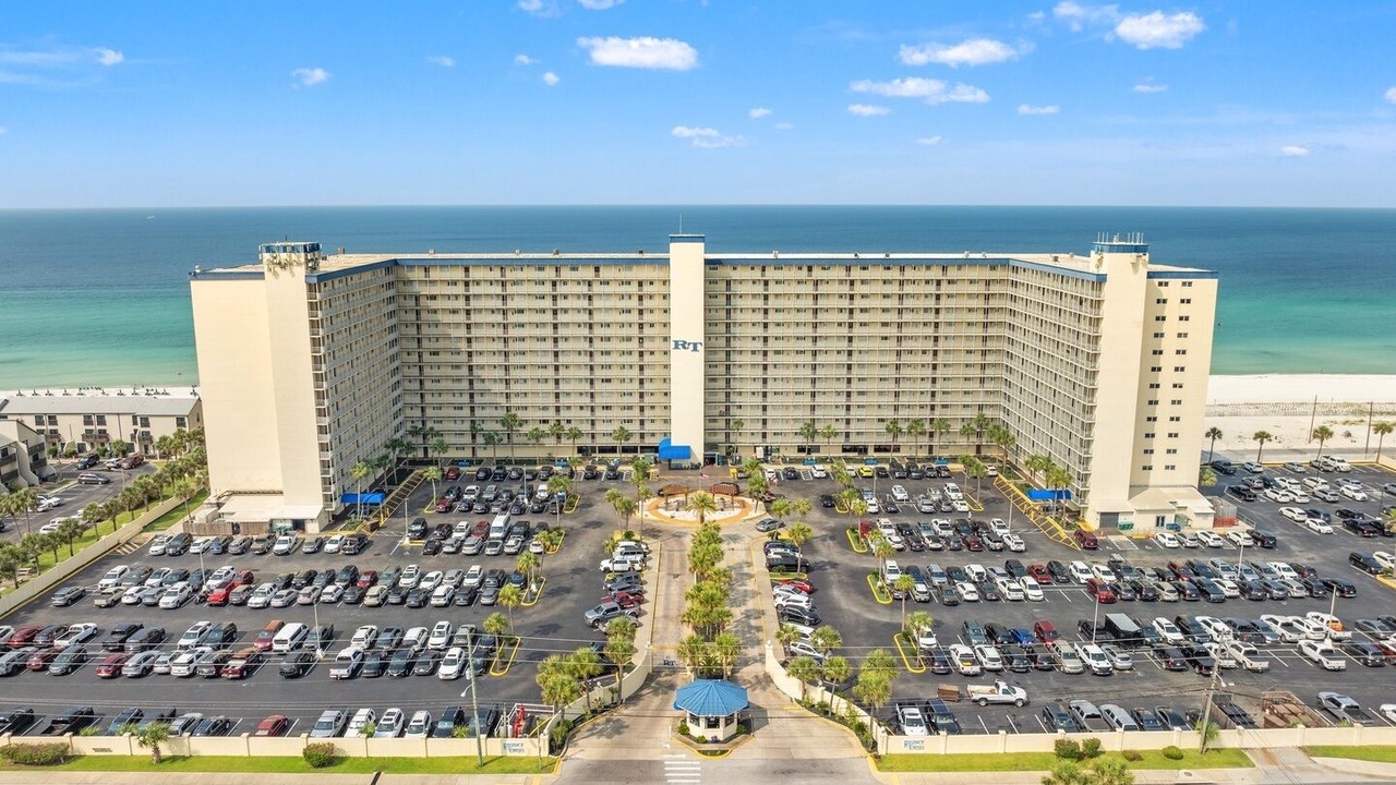 Photo of Outdoor in Biltmore Beach