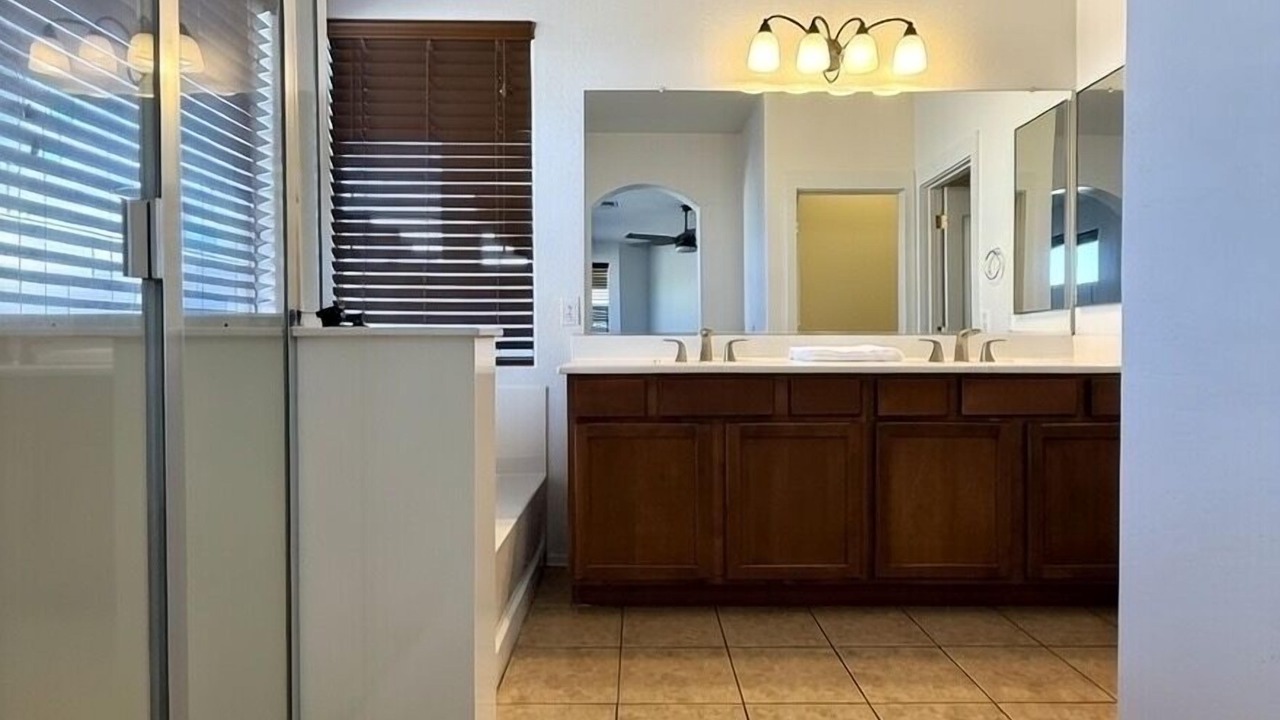Photo of Bathroom in Canyon Trails