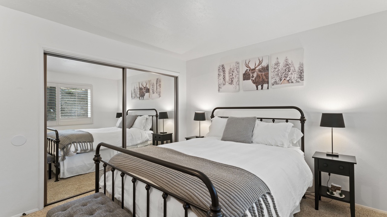 Photo of Bedroom in Cedar Glen