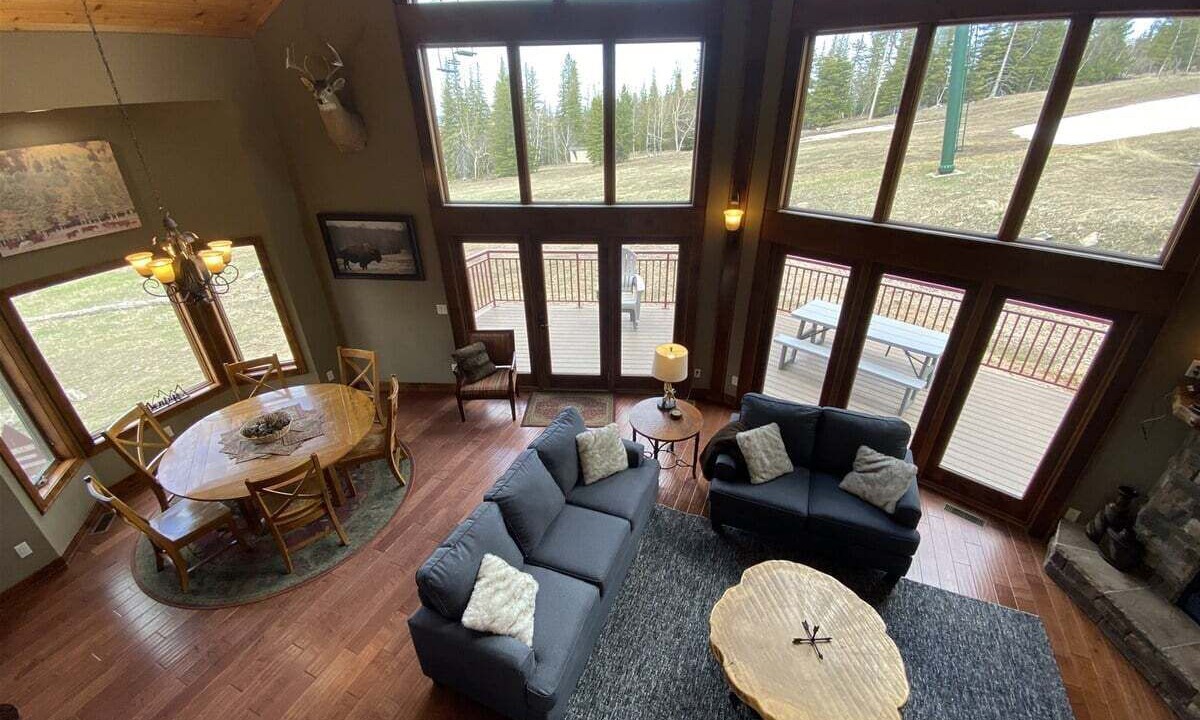 Photo of Livingroom in Lead