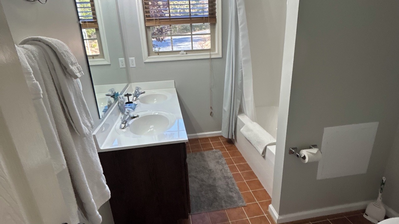 Photo of Bathroom in Front Royal