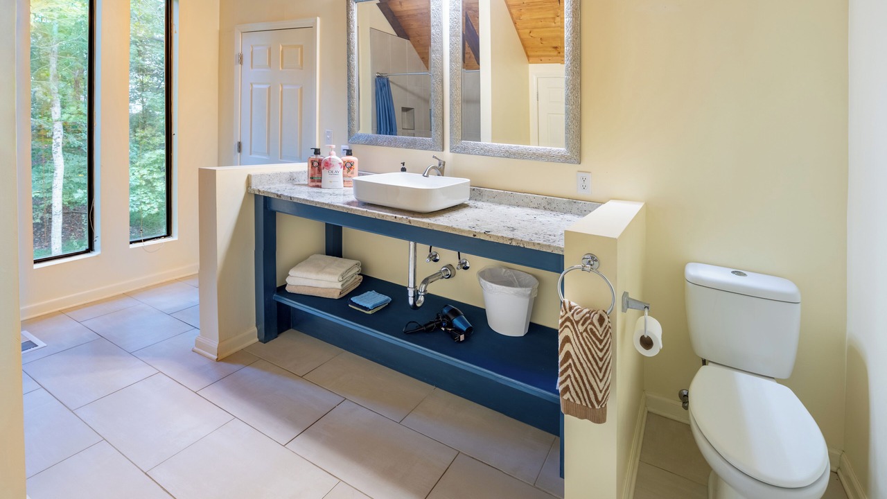 Photo of Bathroom in High Point