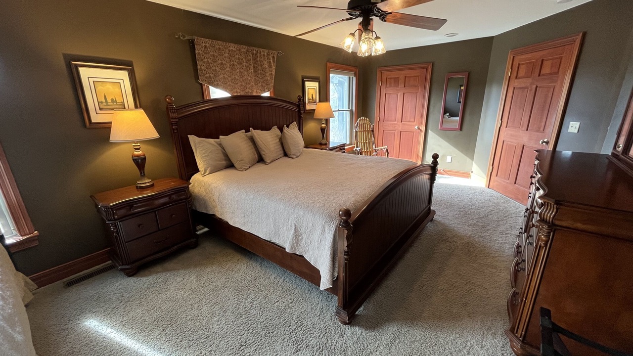 Photo of Bedroom in Logan