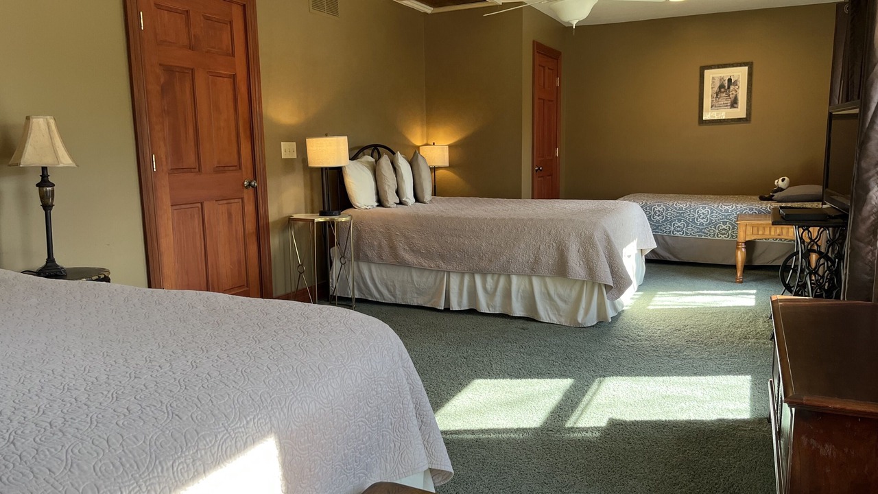 Photo of Bedroom in Logan
