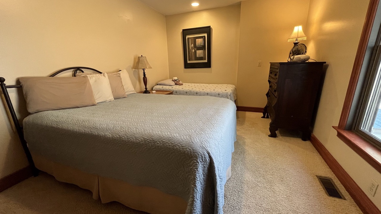 Photo of Bedroom in Logan