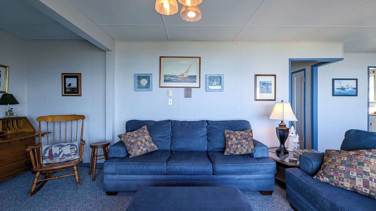 Photo of Livingroom in Port Angeles
