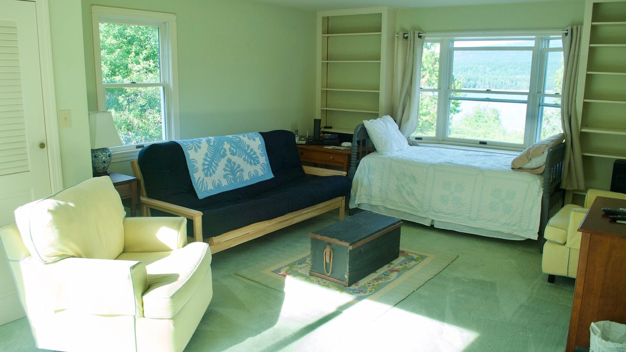 Photo of Bedroom in Hall Quarry