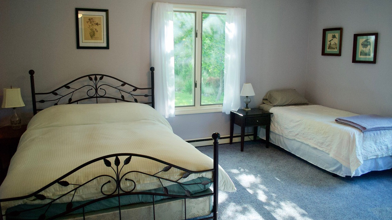 Photo of Bedroom in Hall Quarry