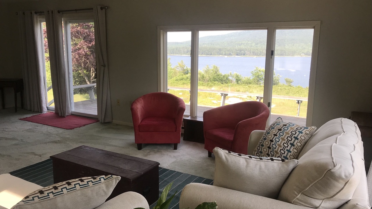 Photo of Bedroom in Hall Quarry