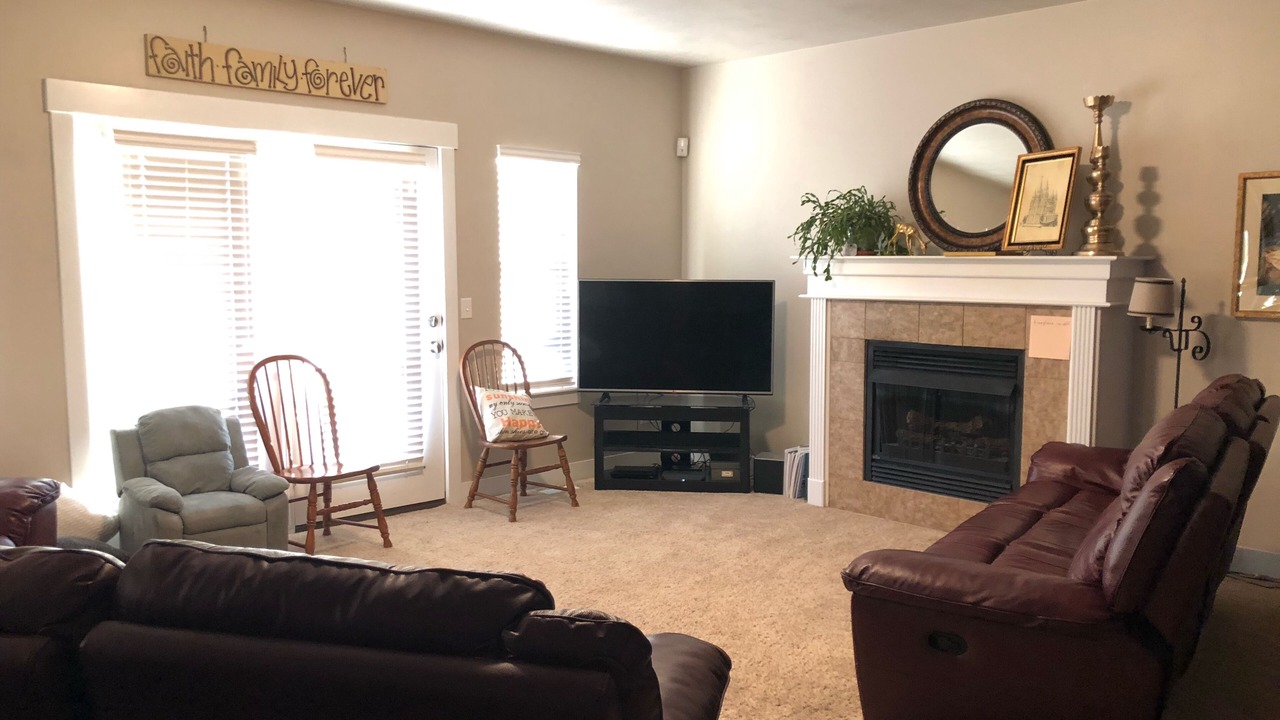 Photo of Bedroom in Sandy