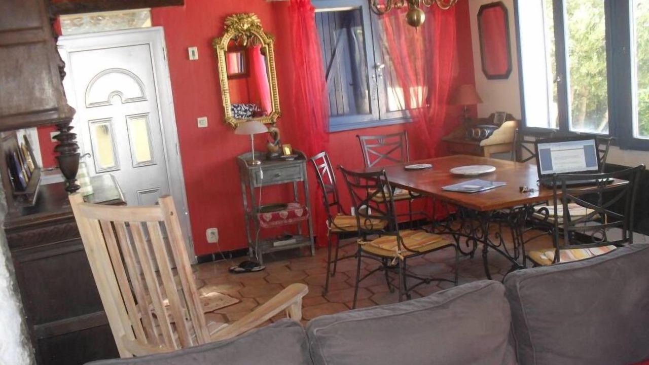 Photo of Others in Paulhan