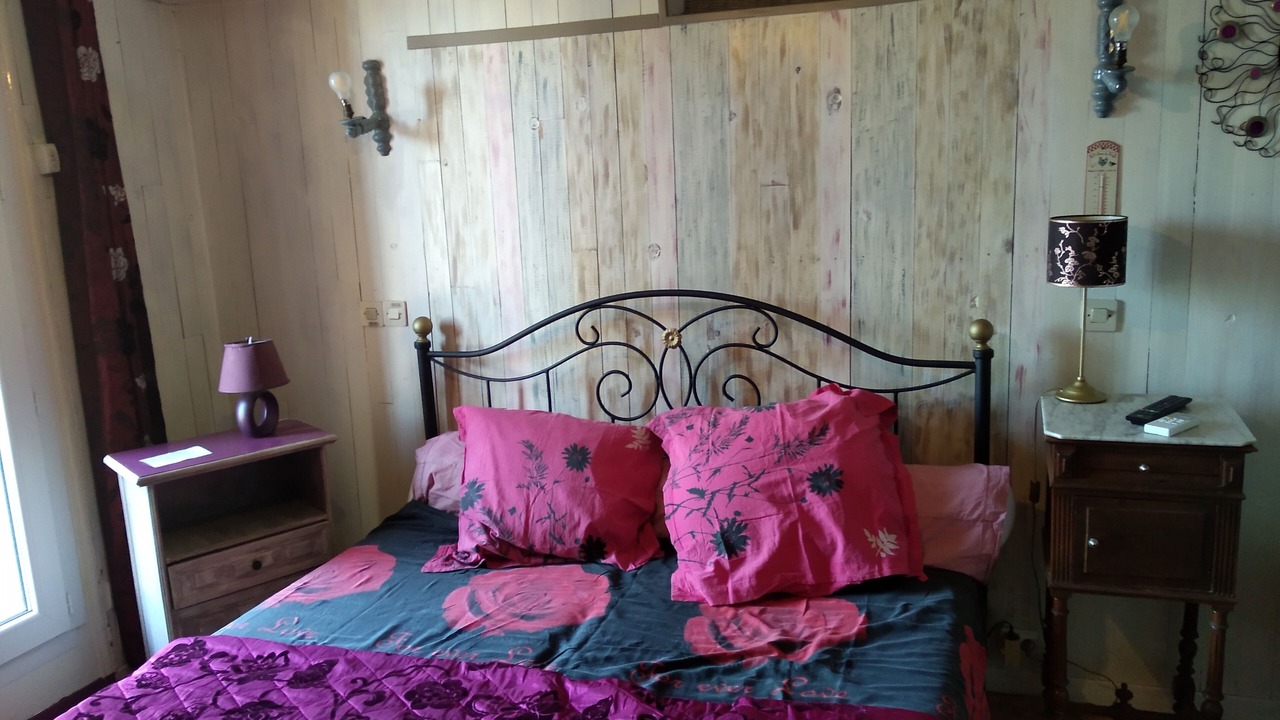 Photo of Bedroom in Paulhan