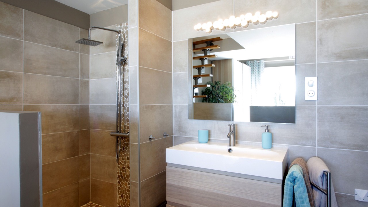 Photo of Bathroom in Ventenac-Cabardes