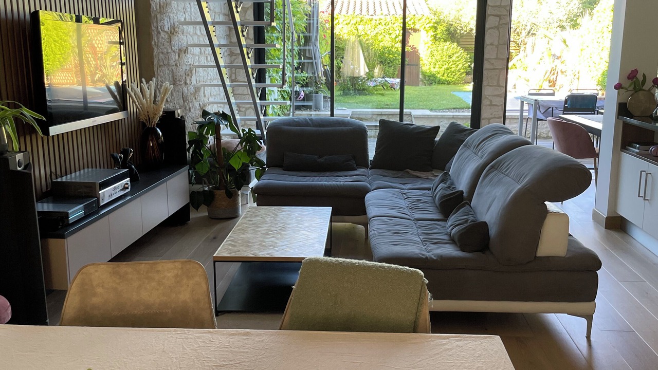 Photo of Livingroom in Lisle-sur-Tarn