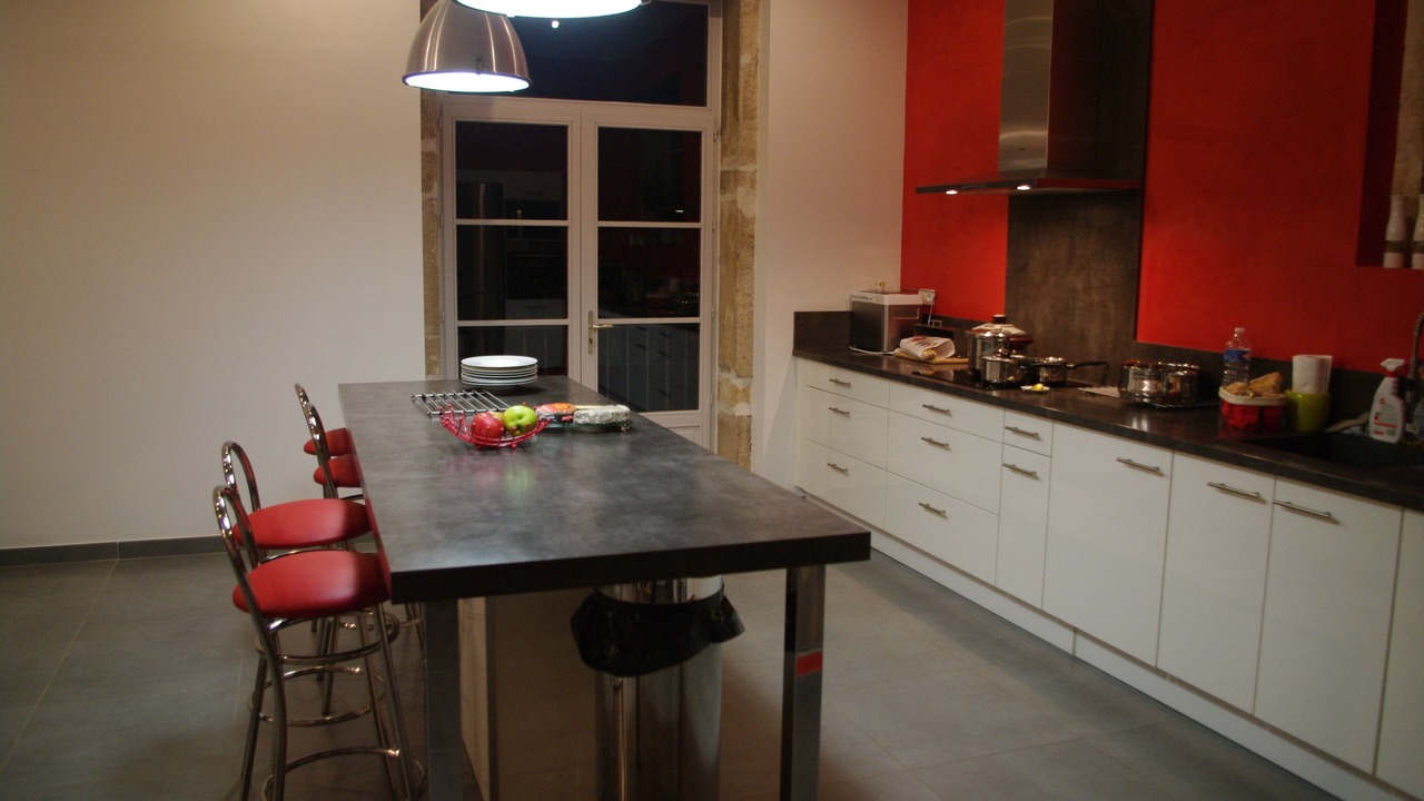 Photo of Kitchen in Quincie-en-Beaujolais